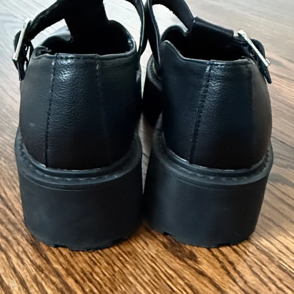 Women’s Mix No. 6 Corah platform Mary Jane shoes in black faux‎ leather size 7.5